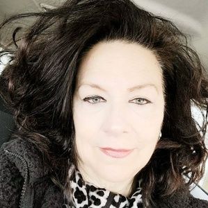 Meet your Posher, Joan